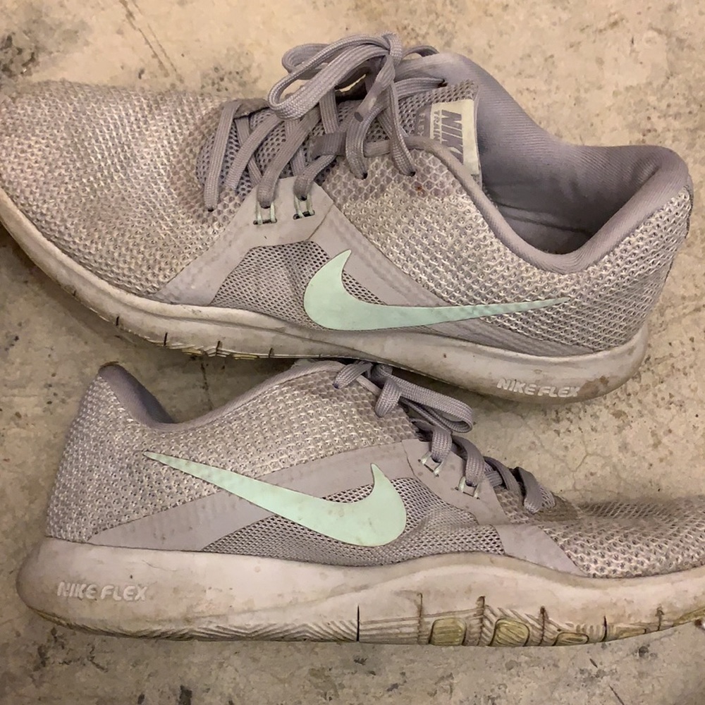 nike running shoes